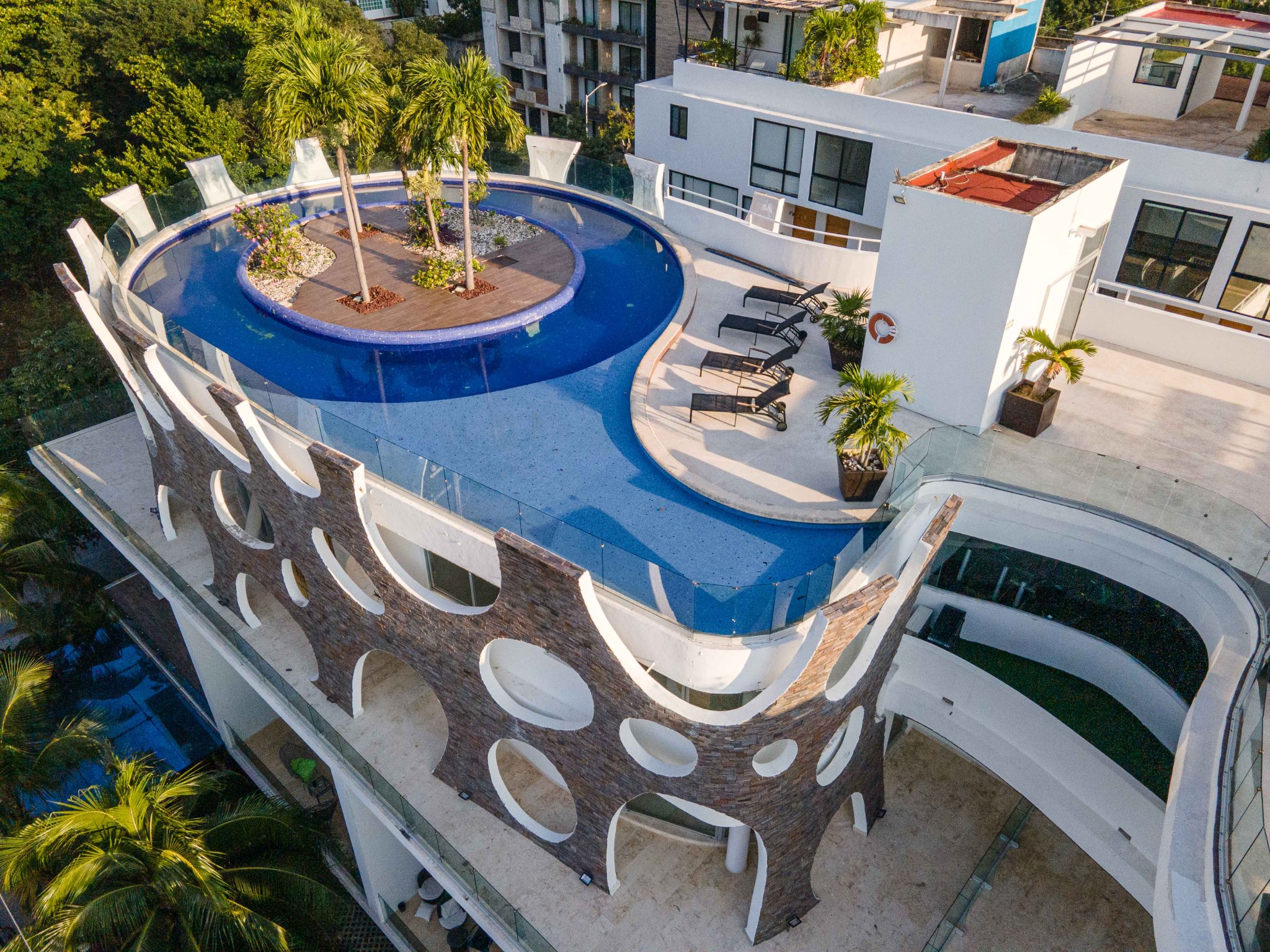 Siaan 3 Rec Penthouse 52