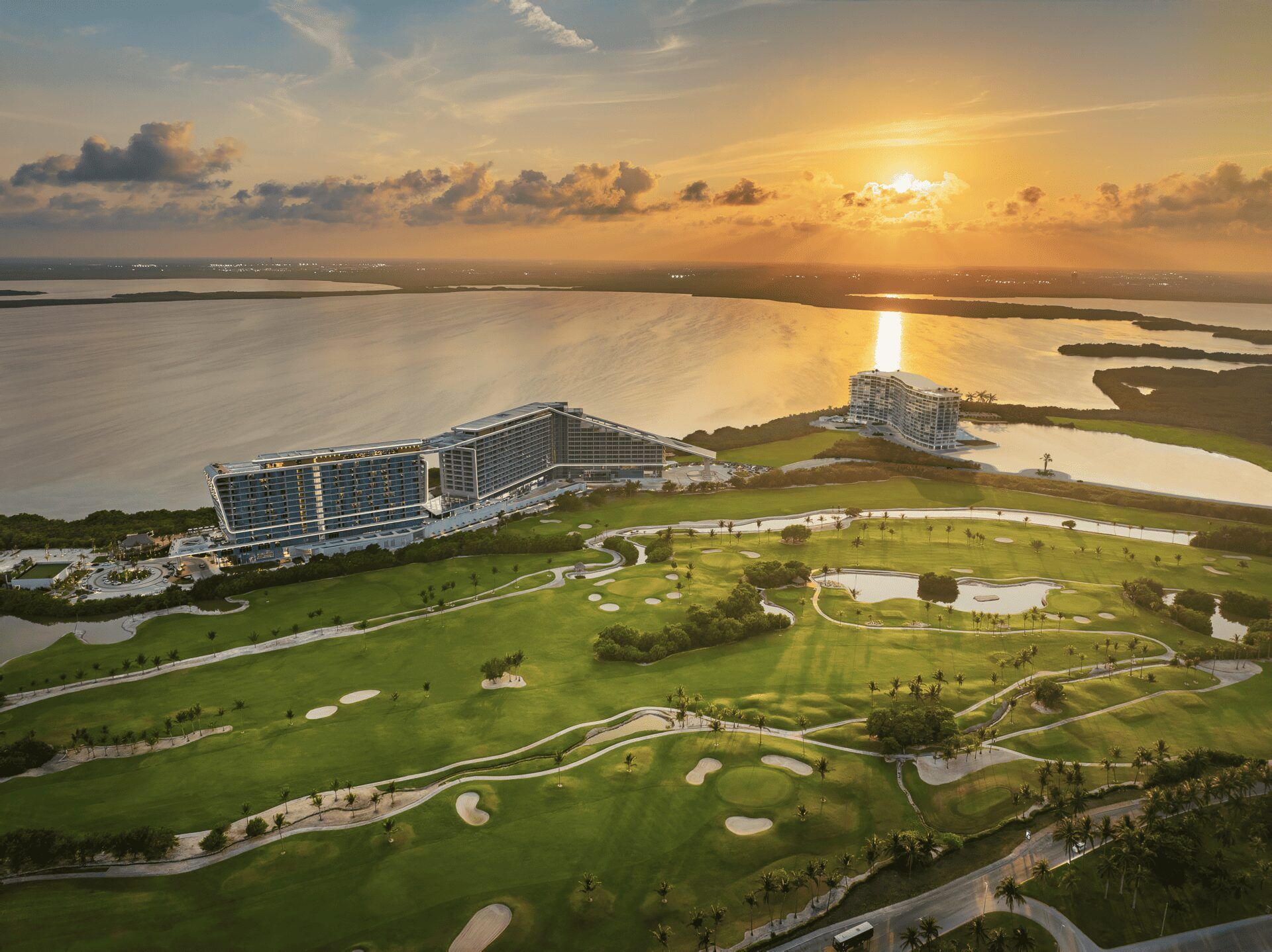 BAY VIEW GRAND 1