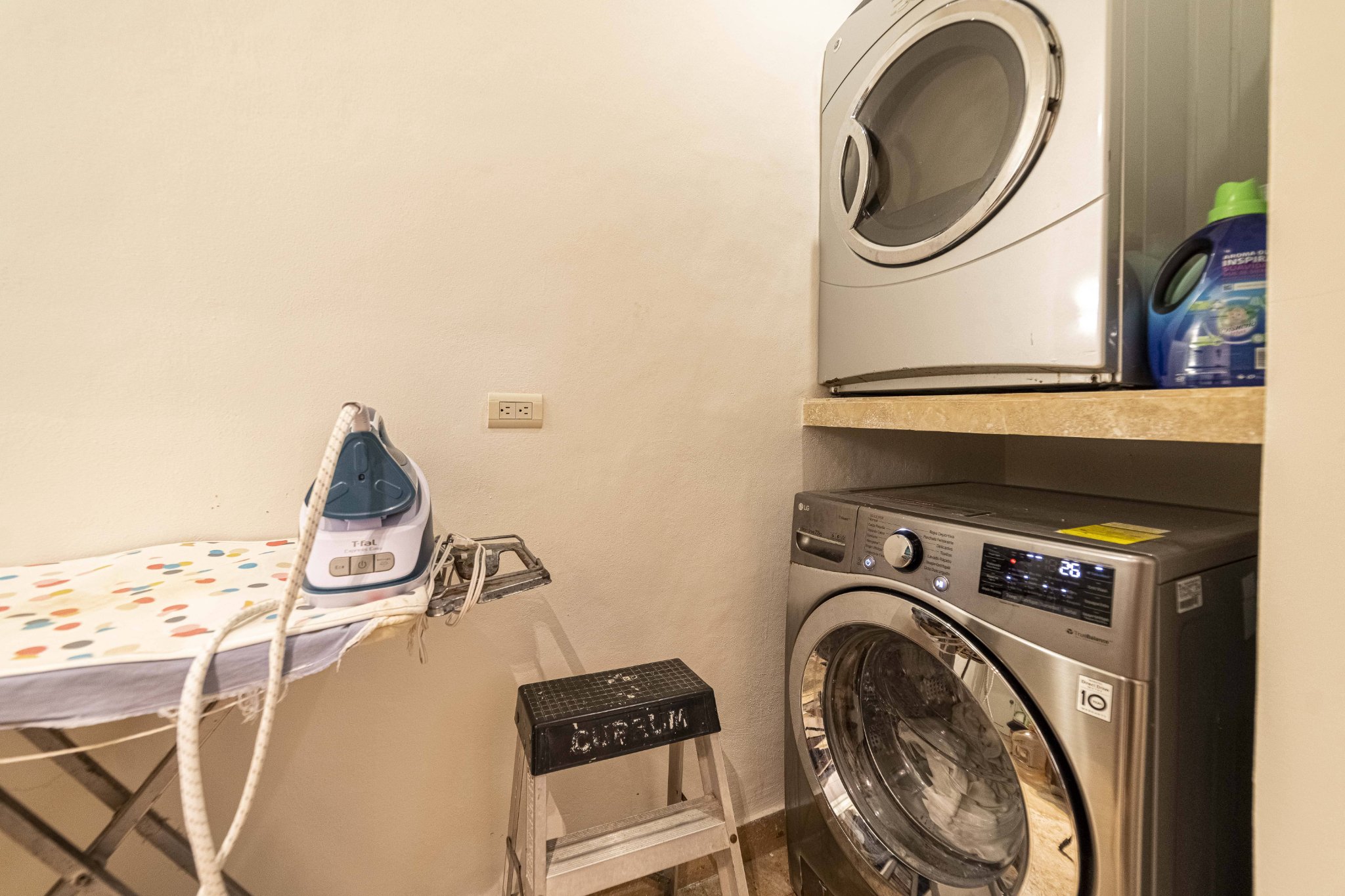 Casa 3 recámaras en La Joya con amplia terraza exterior 33