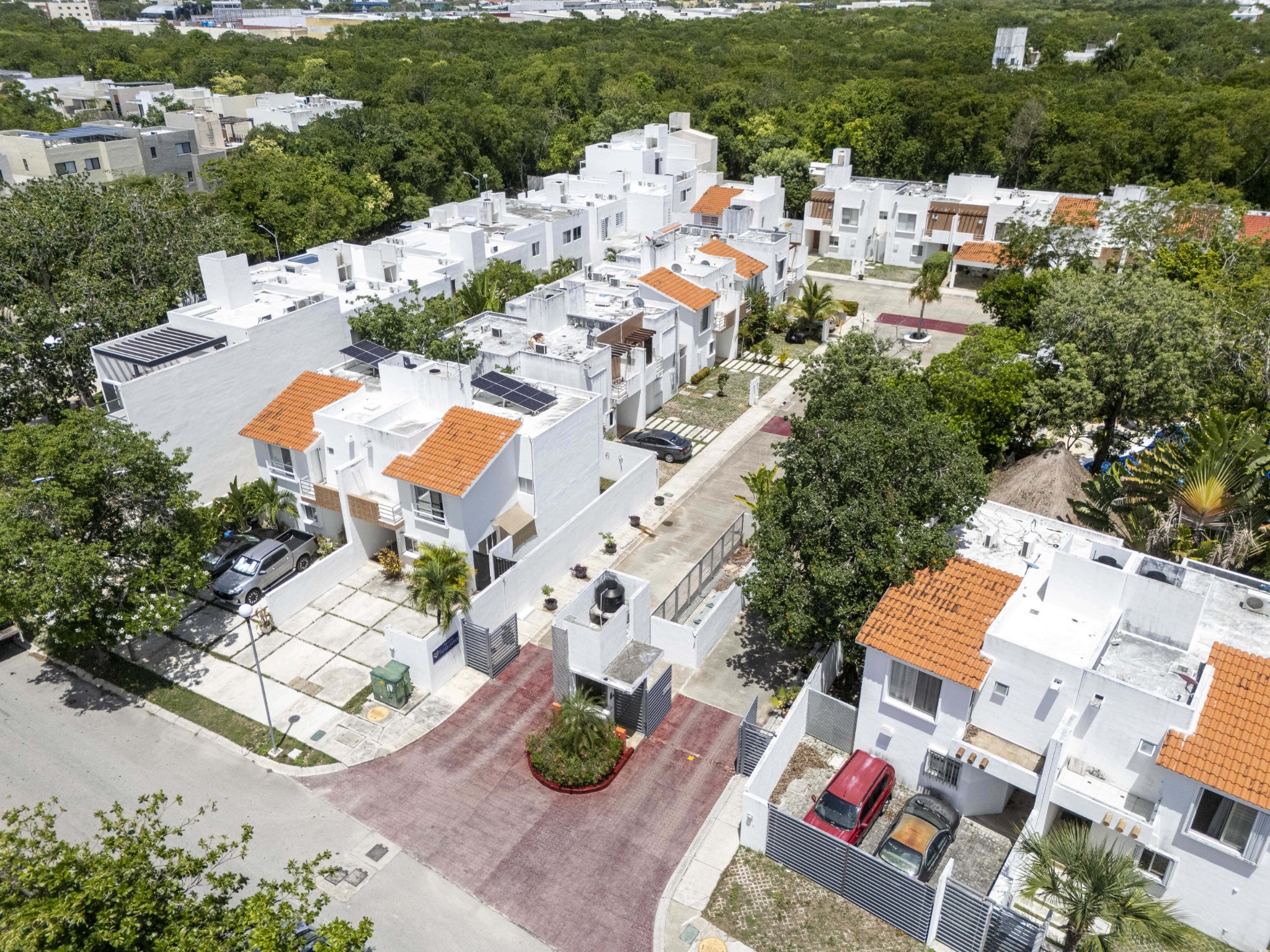 Casa 3 recámaras en La Joya con amplia terraza exterior 11