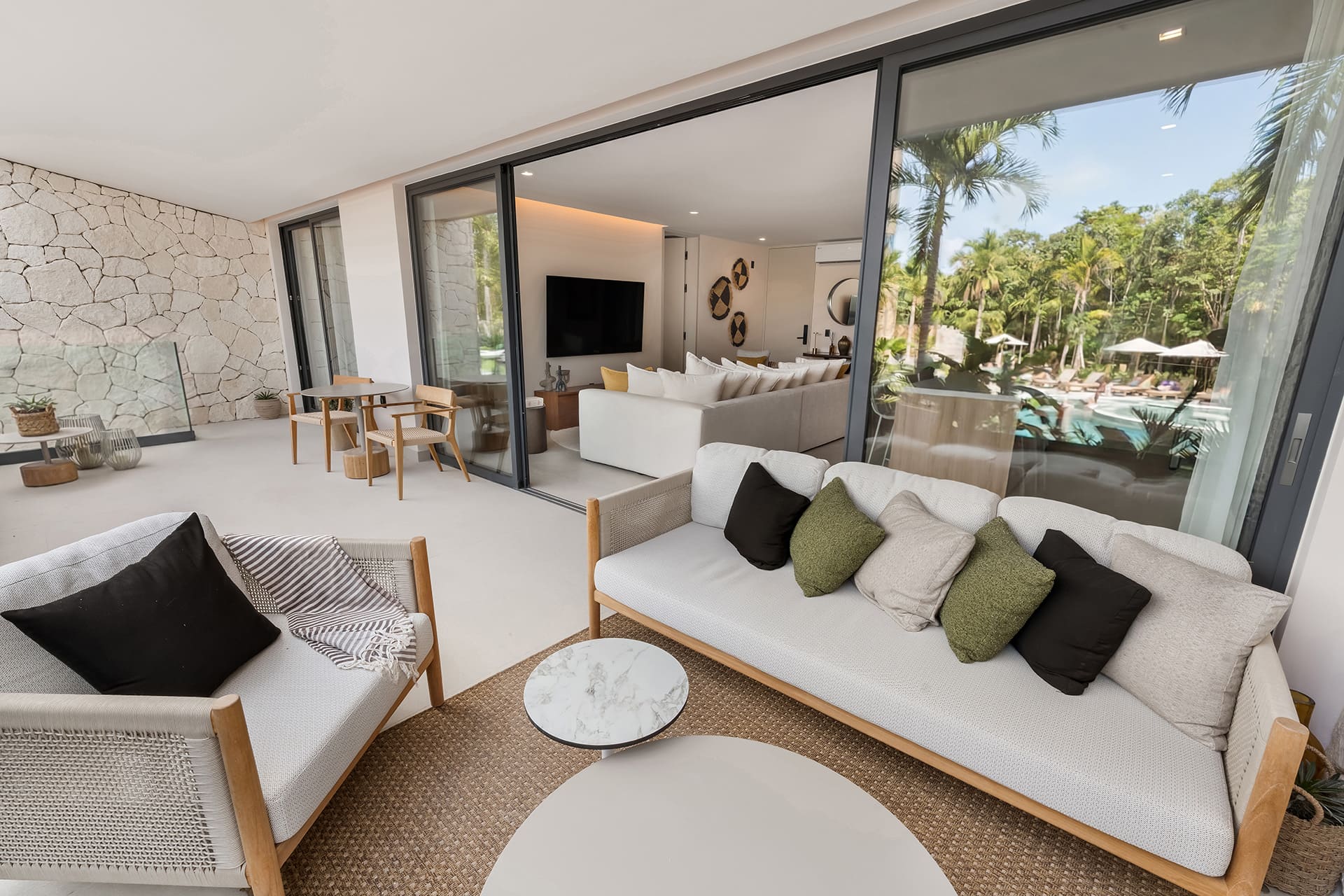 Departamentos de 1 y 2 recámaras en Xcalacoco con club de playa privado 23